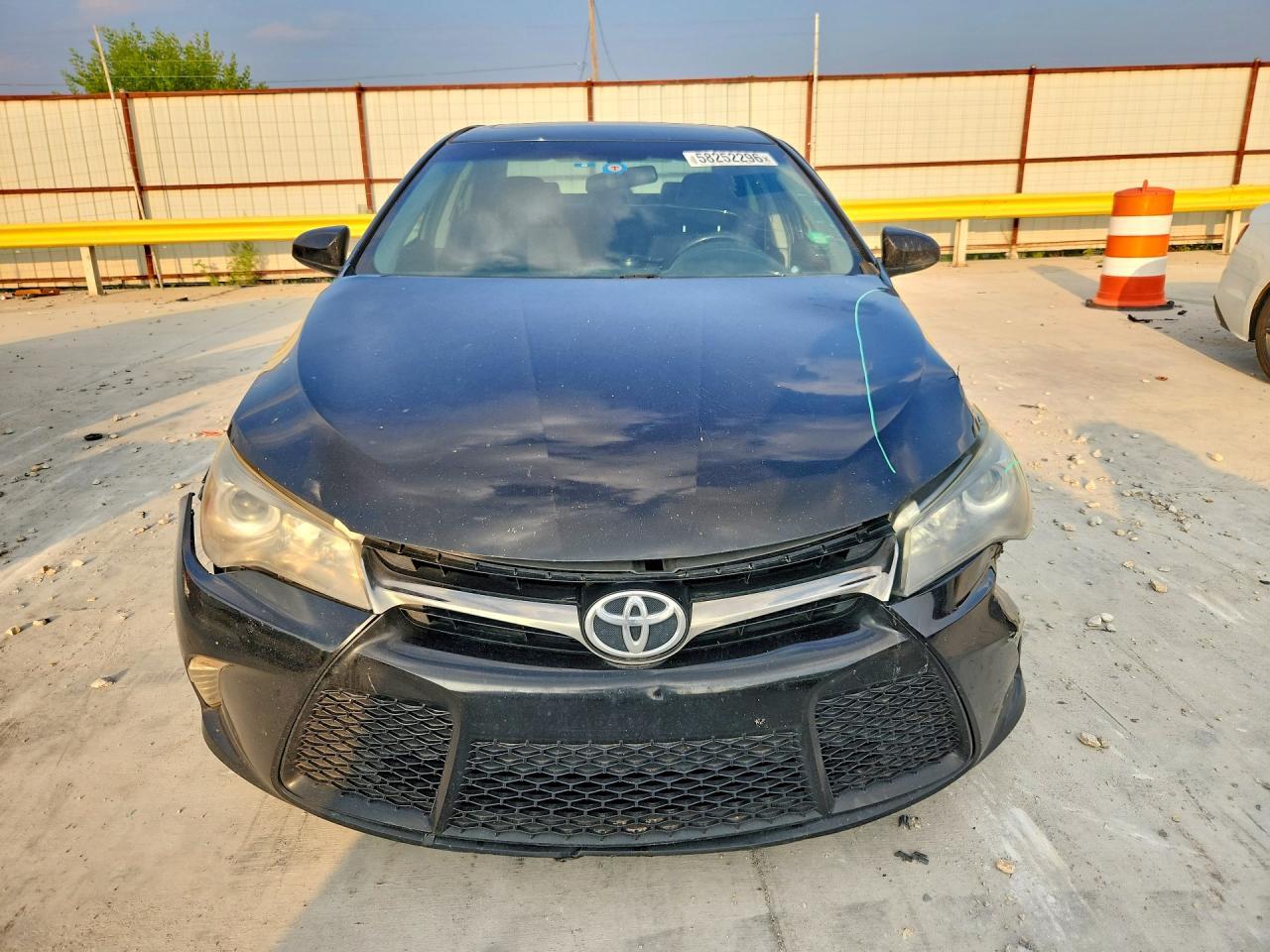 2017 Toyota Camry Se - Фото 5