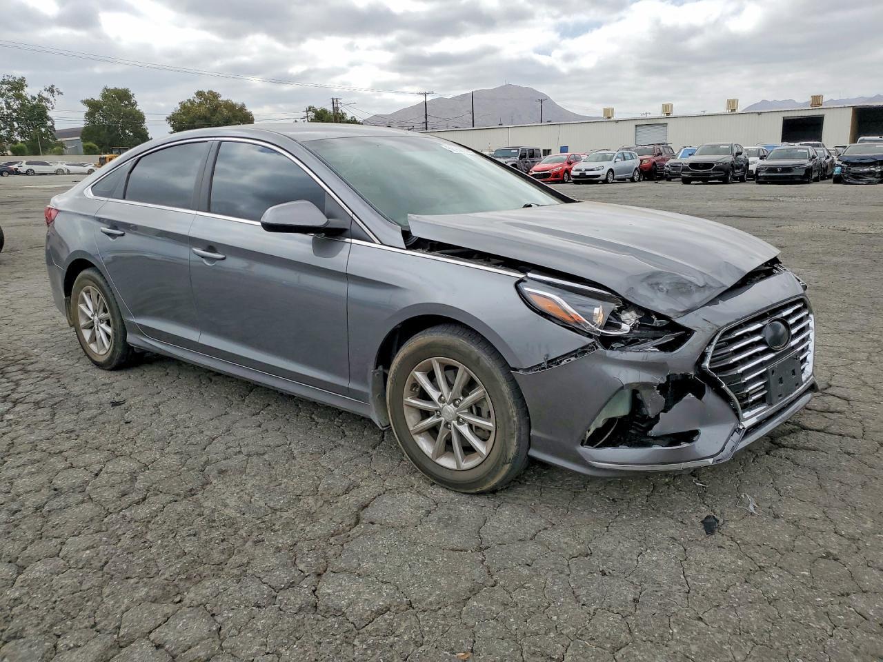 2019 Hyundai Sonata Se - Фото 4
