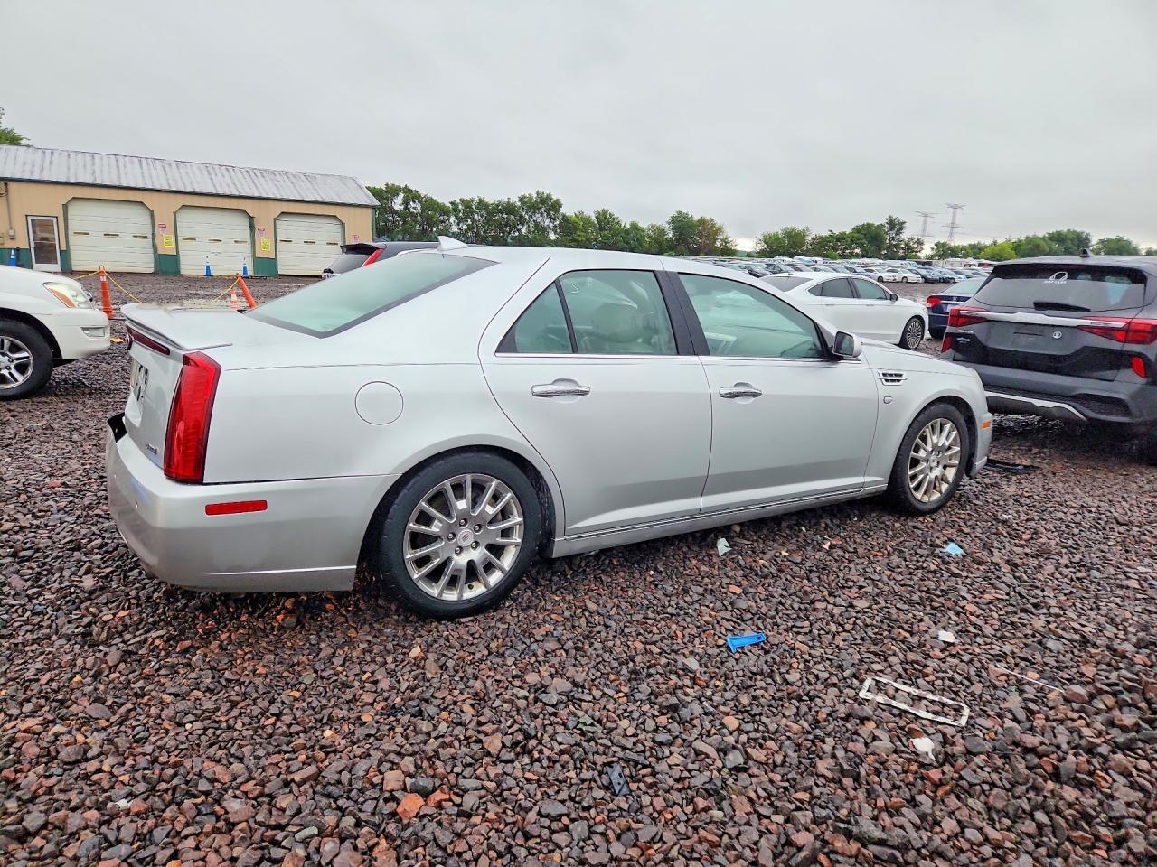 2010 Cadillac Sts - Фото 3
