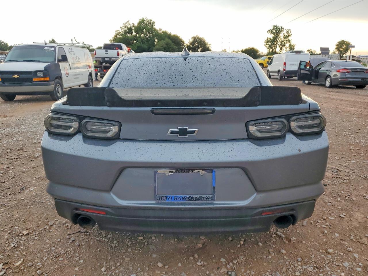 2019 Chevrolet Camaro - Фото 6