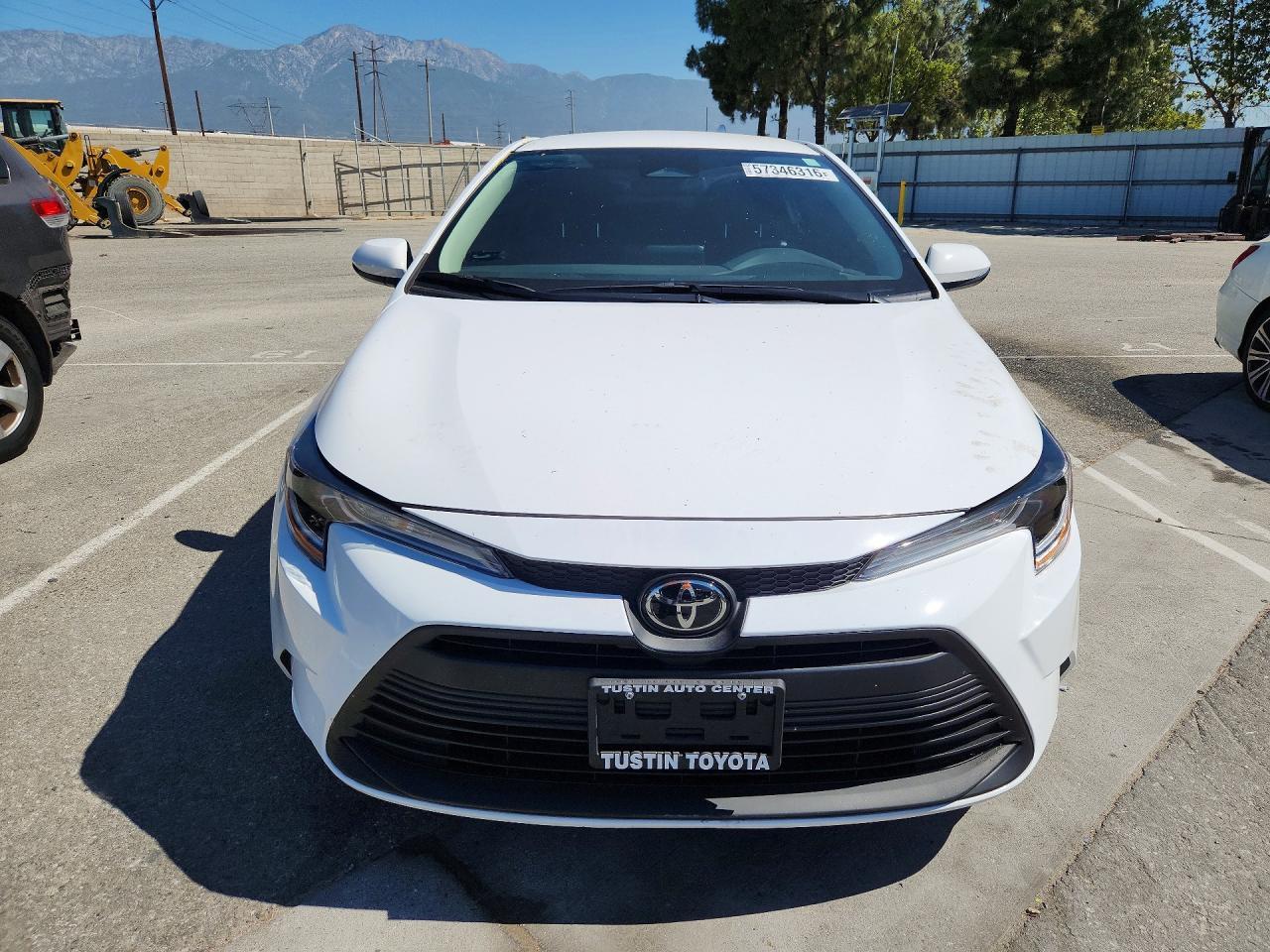 2025 Toyota Corolla Le - Фото 5