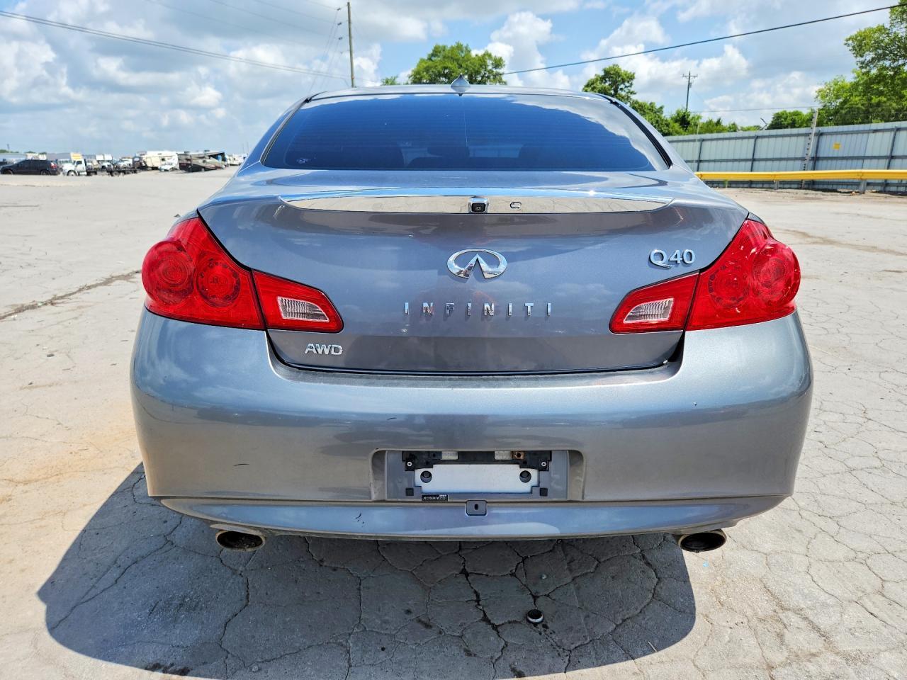 2015 Infiniti Q40 Base - Фото 6