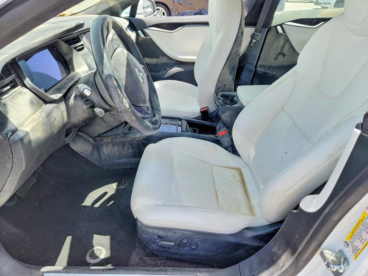2020 Tesla Model S - Image 7