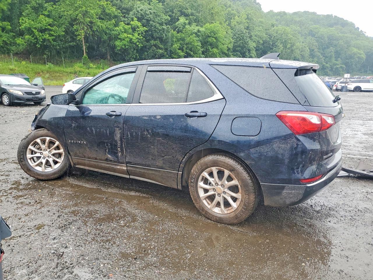 2021 Chevrolet Equinox Lt - Image 2