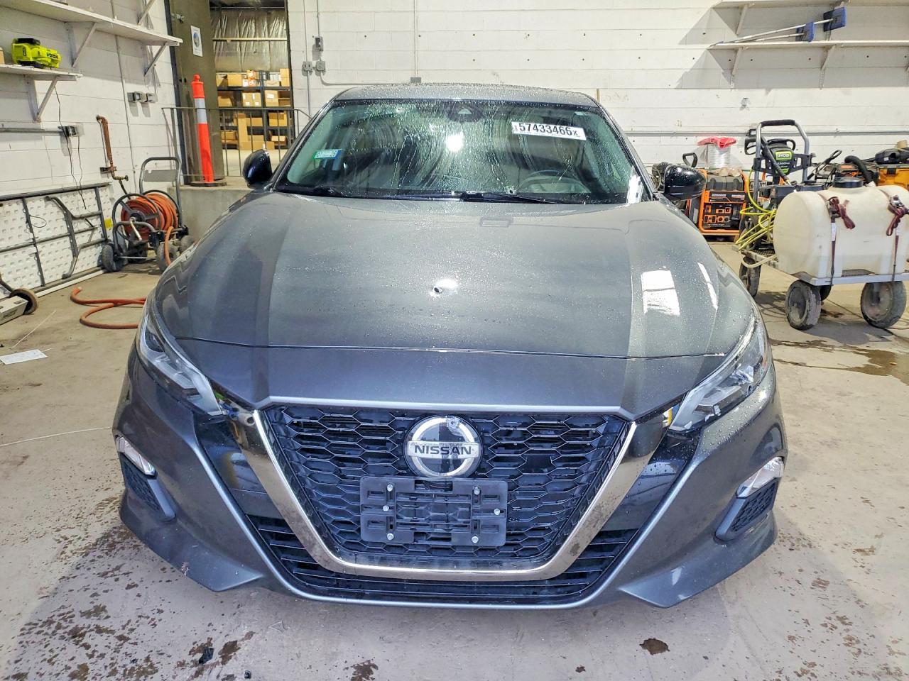 2020 Nissan Altima Sr - Image 5