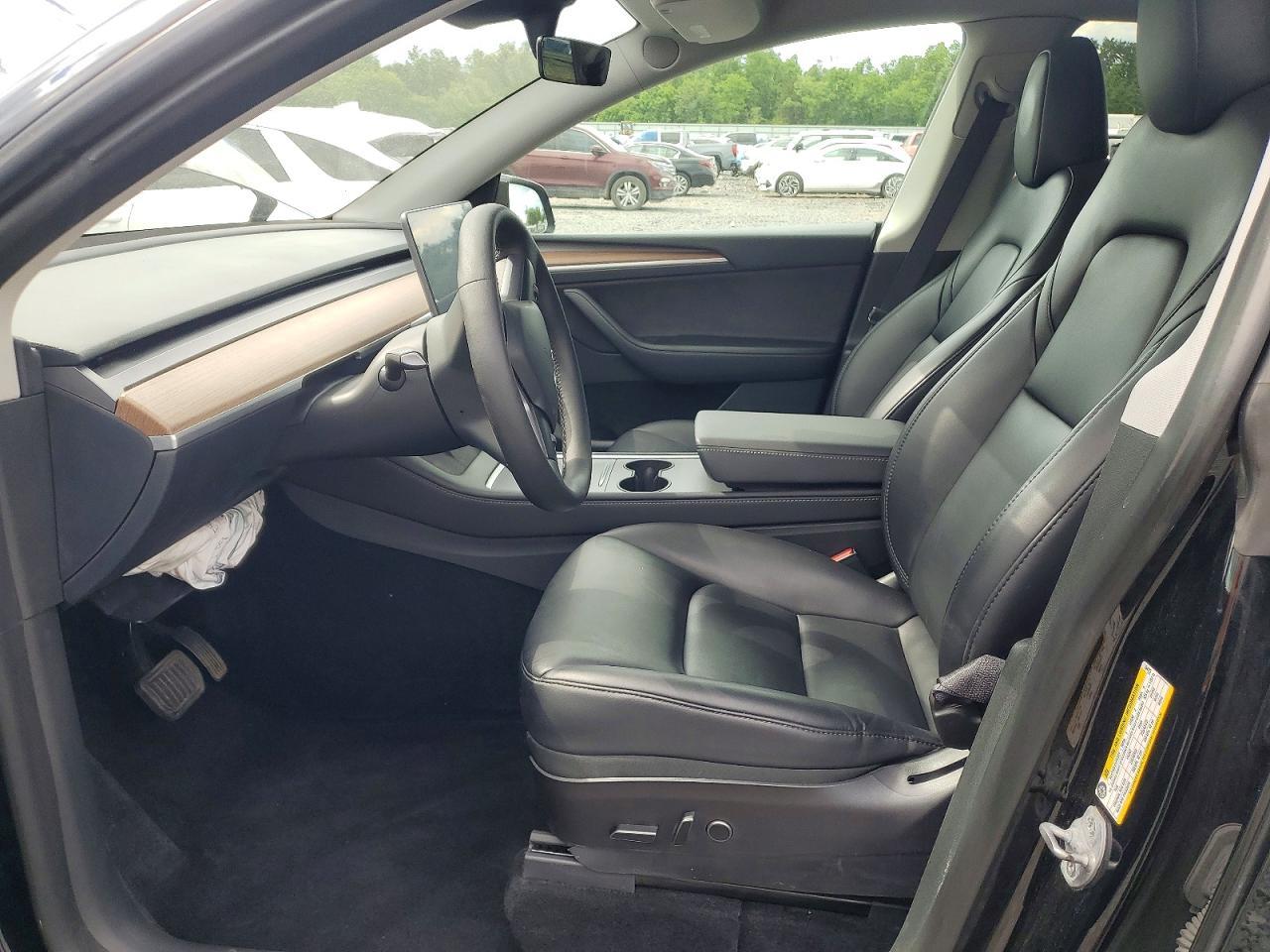 2023 Tesla Model Y - Фото 7