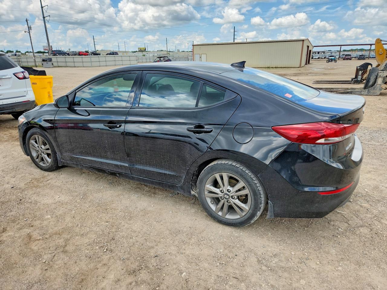 2018 Hyundai Elantra Value Edition - Фото 2