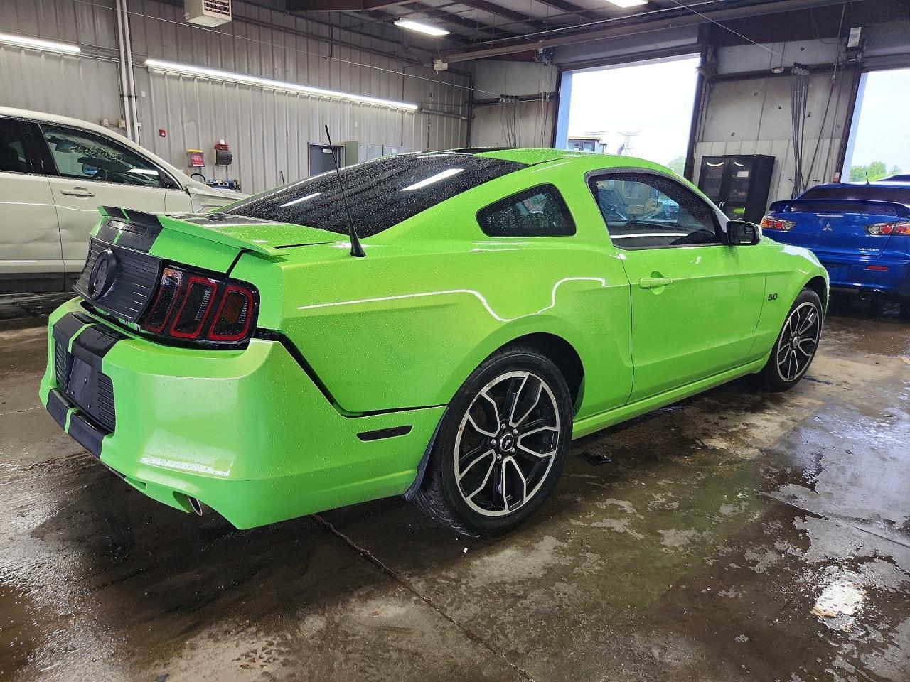 2014 Ford Mustang Gt - Фото 3