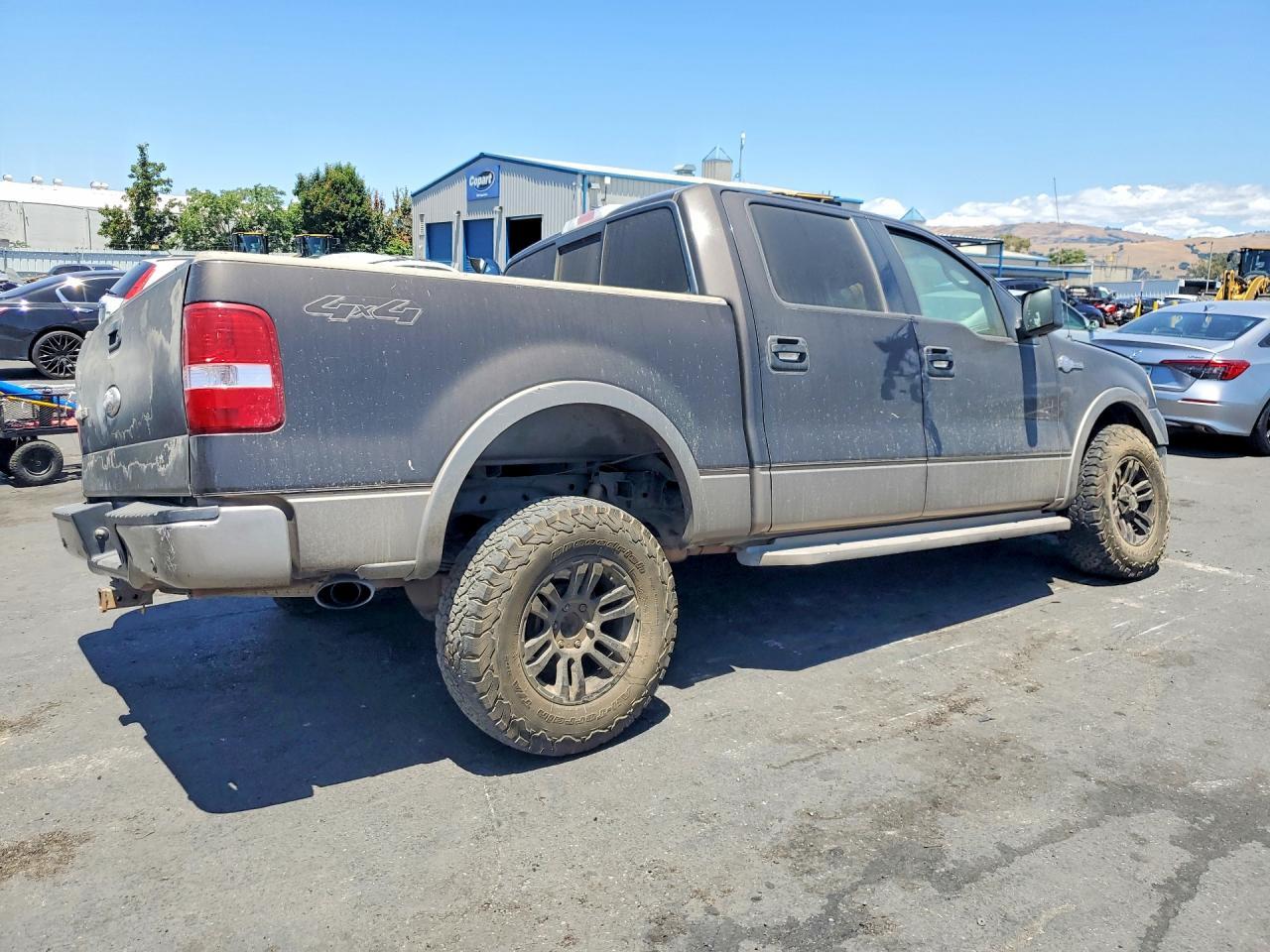 2005 Ford F150 Supercrew - Image 3