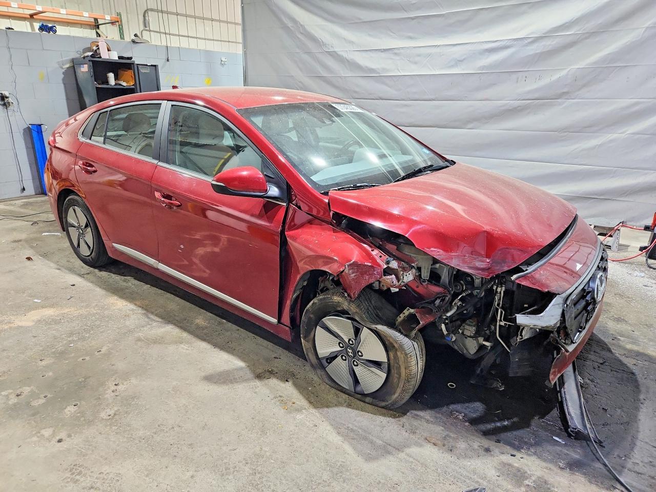 2020 Hyundai Ioniq Se - Фото 4