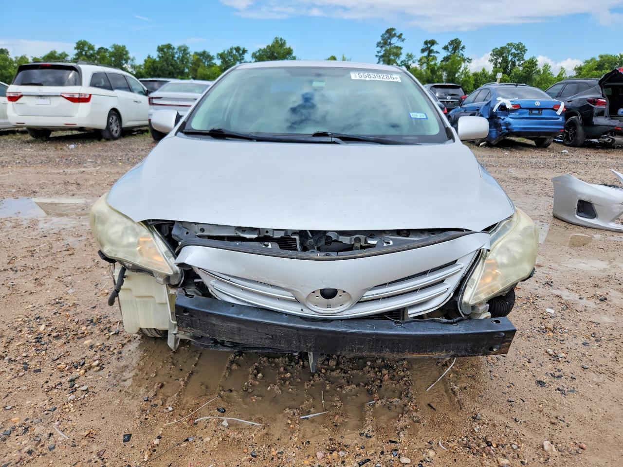2013 Toyota Corolla Le - Image 5