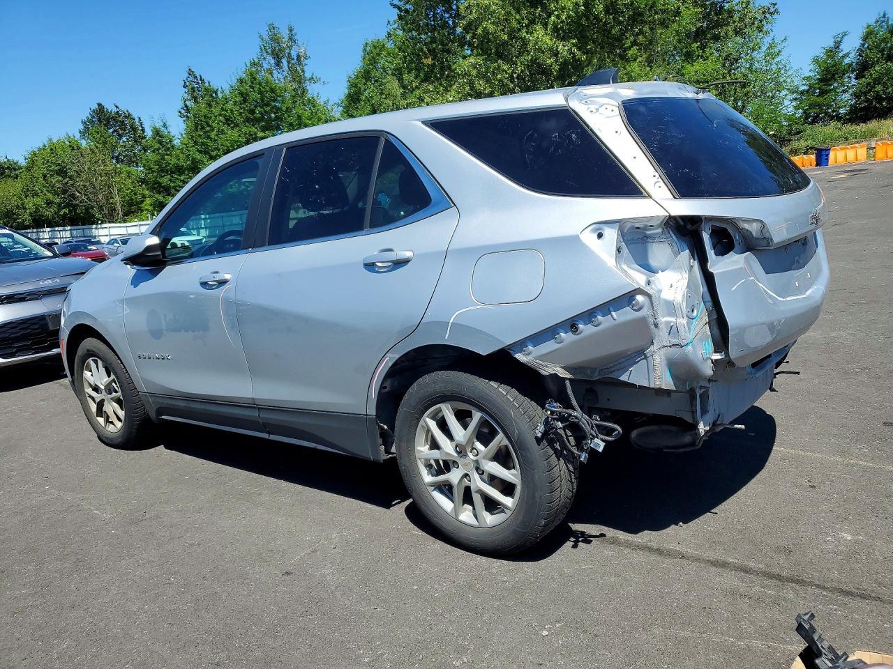 2022 Chevrolet Equinox Lt - Image 2