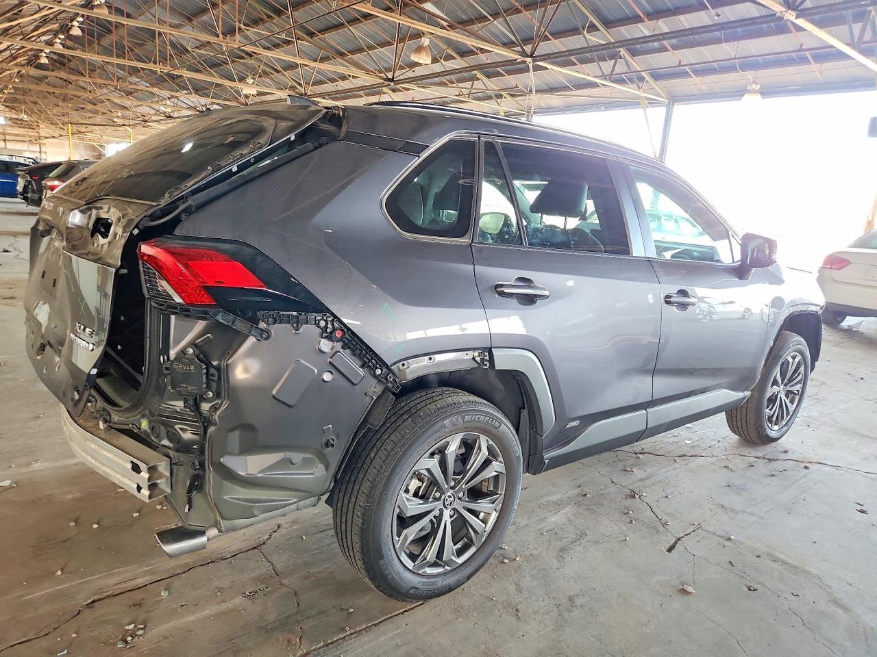 2024 Toyota Rav4 Xle Premium - Image 3