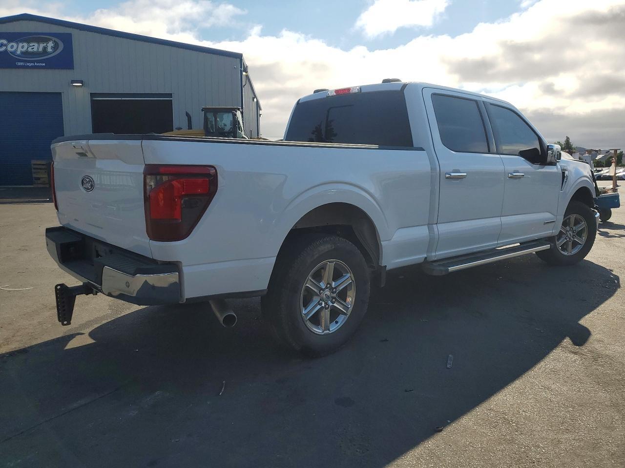 2025 Ford F150 Xlt - Image 3