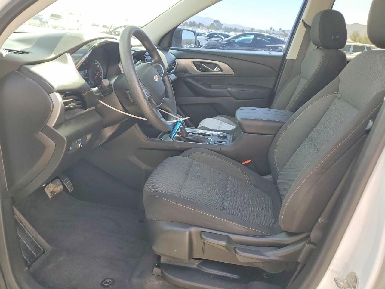 2021 Chevrolet Traverse Ls - Image 7