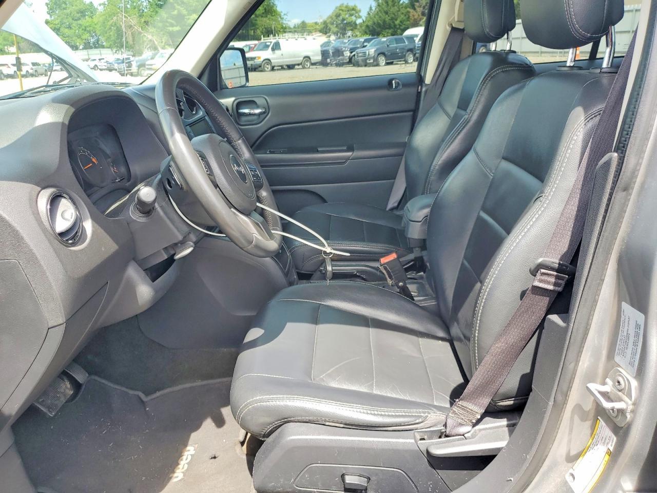 2016 Jeep Patriot Latitude - Image 7