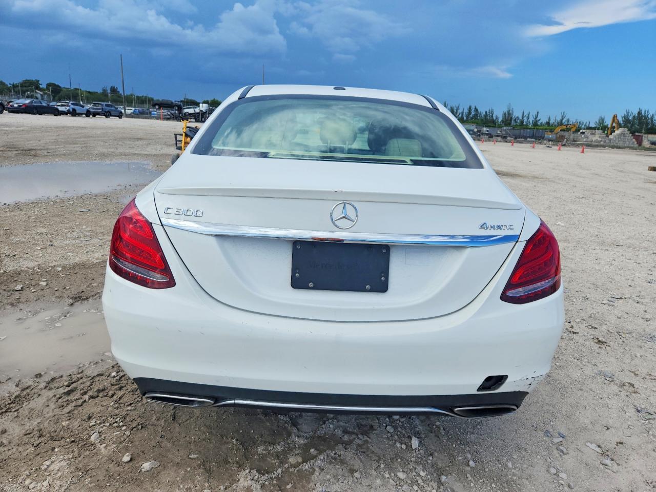 2016 Mercedes-Benz C 300 4Matic - Фото 6