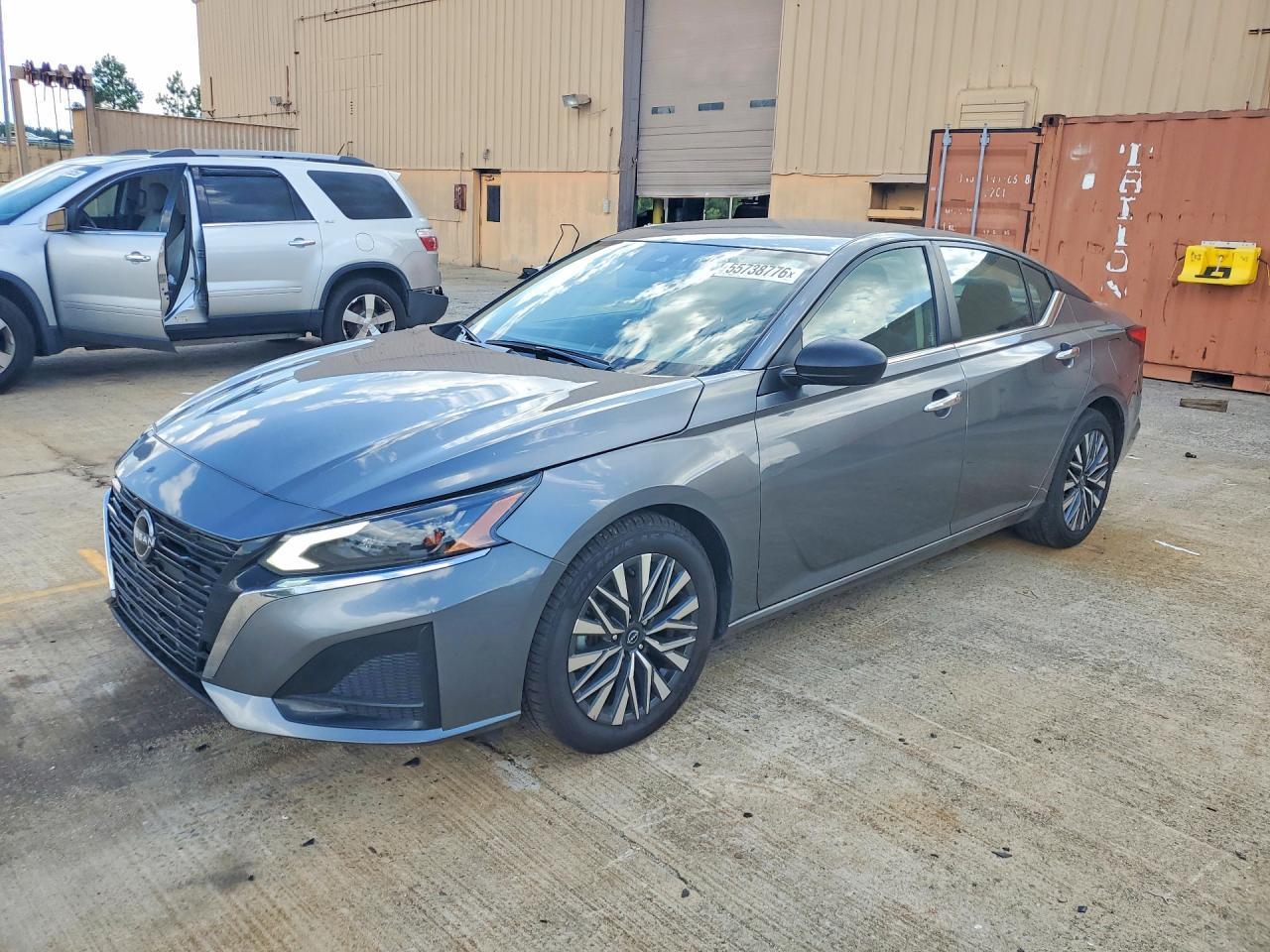 2024 Nissan Altima Sv