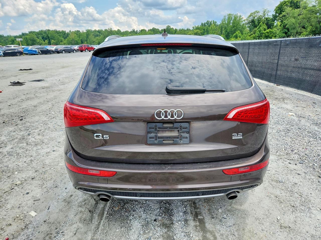 2011 Audi Q5 Premium Plus - Image 6