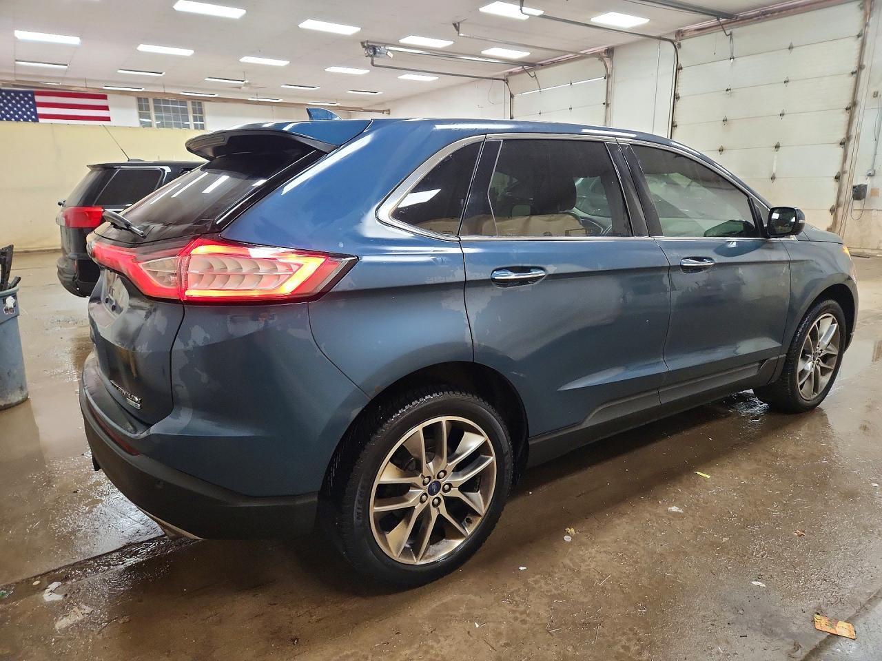 2016 Ford Edge Titanium - Фото 3