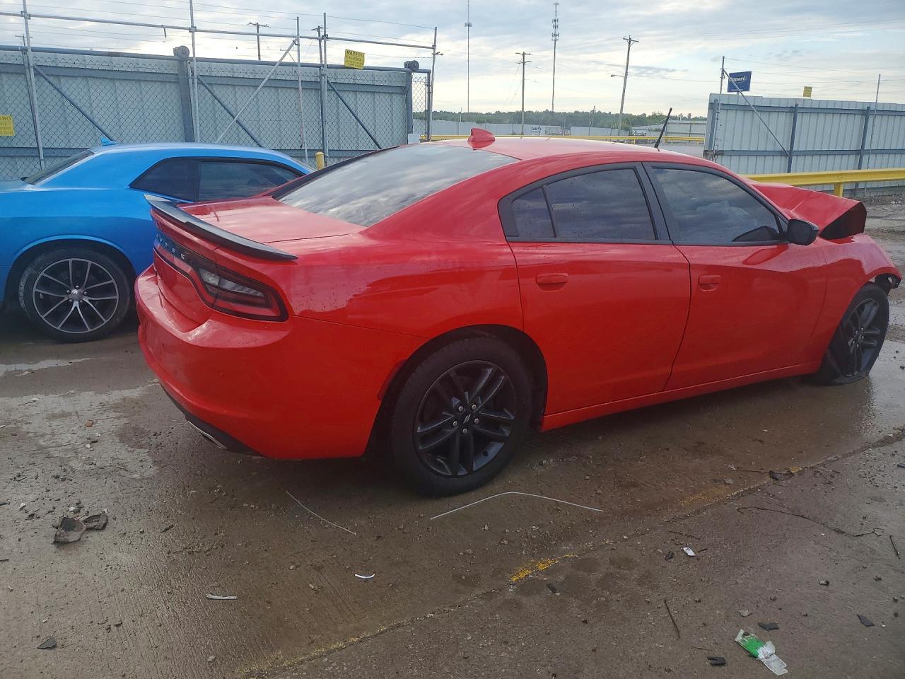 2019 Dodge Charger Sxt - Image 3
