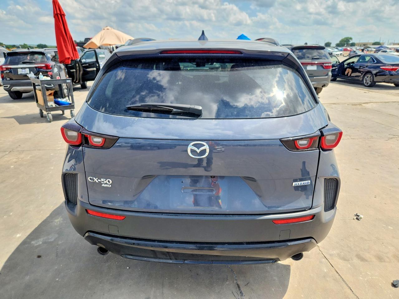 2025 Mazda Cx-50 Premium - Фото 6