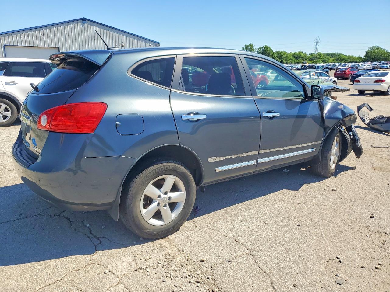 2013 Nissan Rogue S - Image 3
