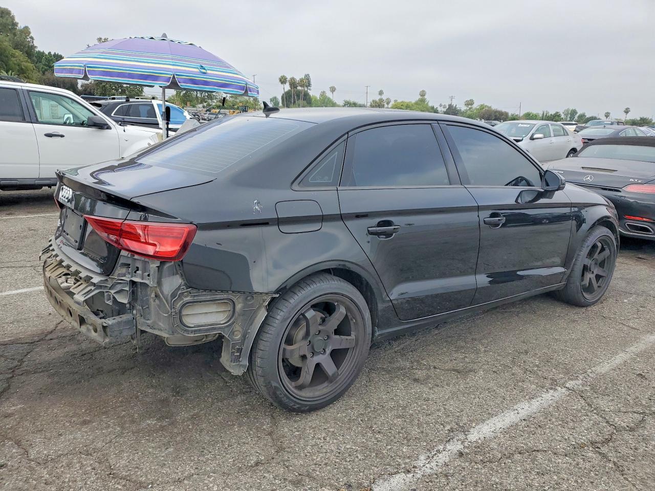 2017 Audi A3 Premium - Фото 3