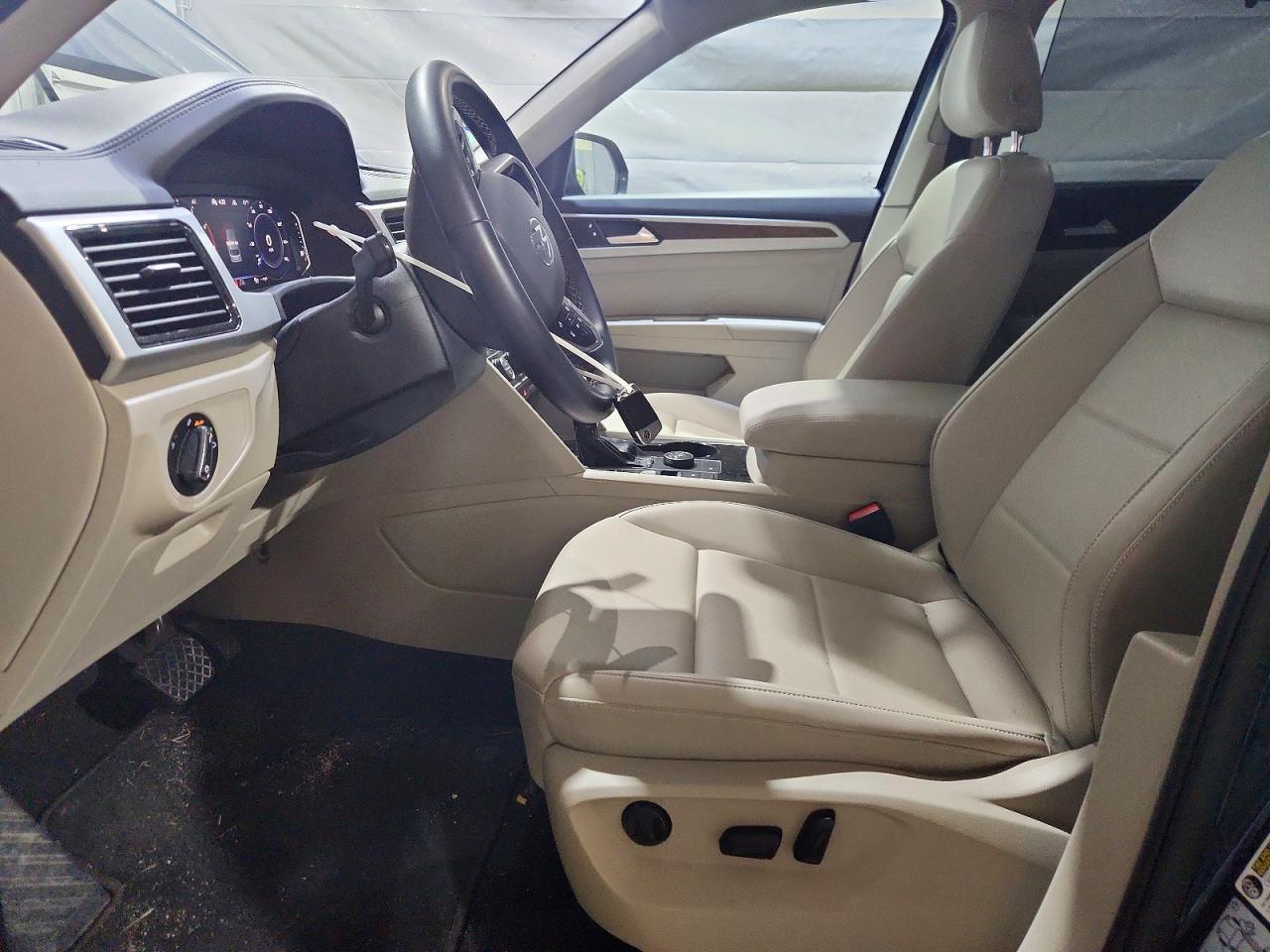2022 Volkswagen Atlas Se - Фото 7