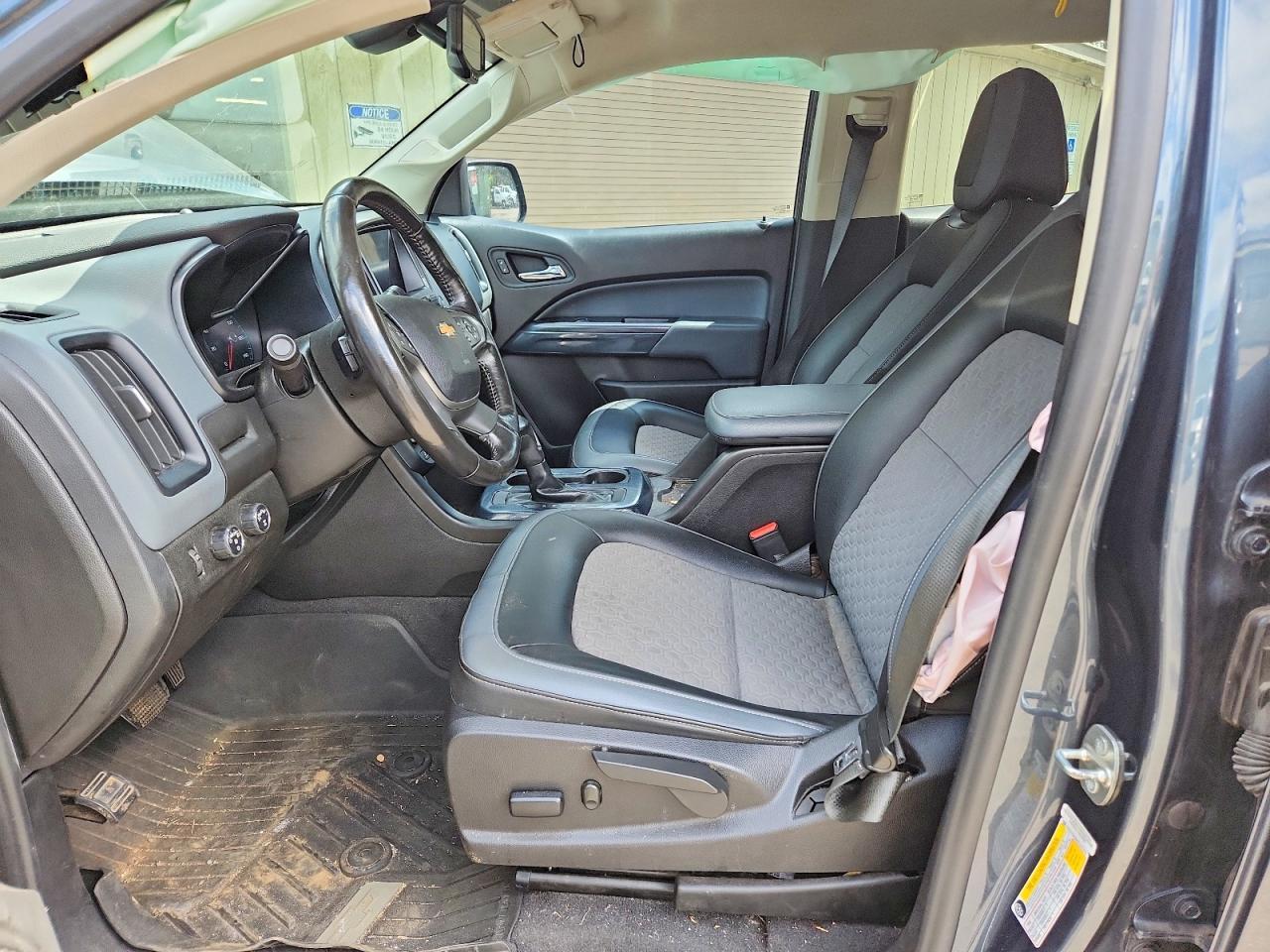 2019 Chevrolet Colorado Z71 - Image 7