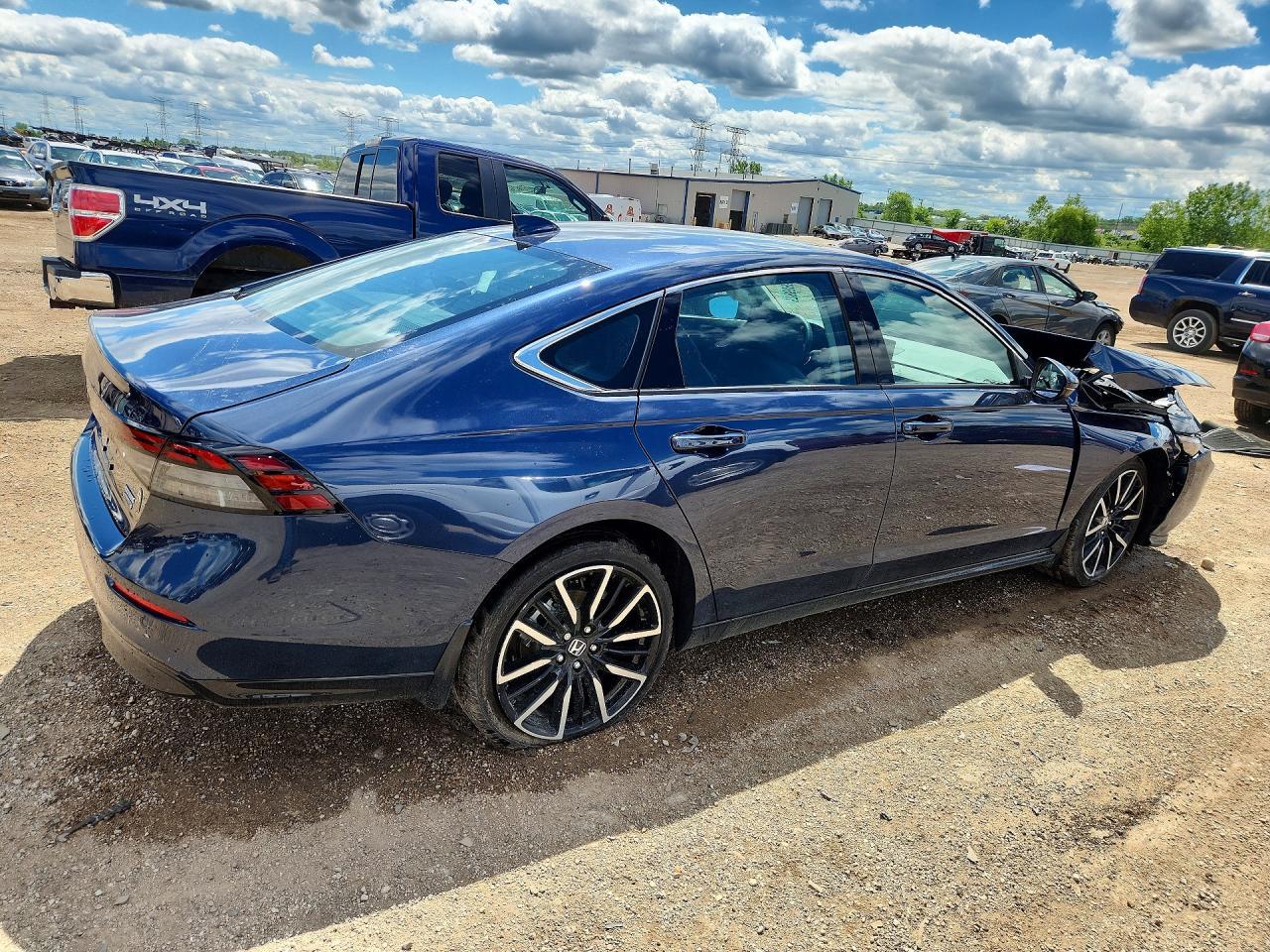 2026 Honda Accord Touring Hybrid - Фото 3
