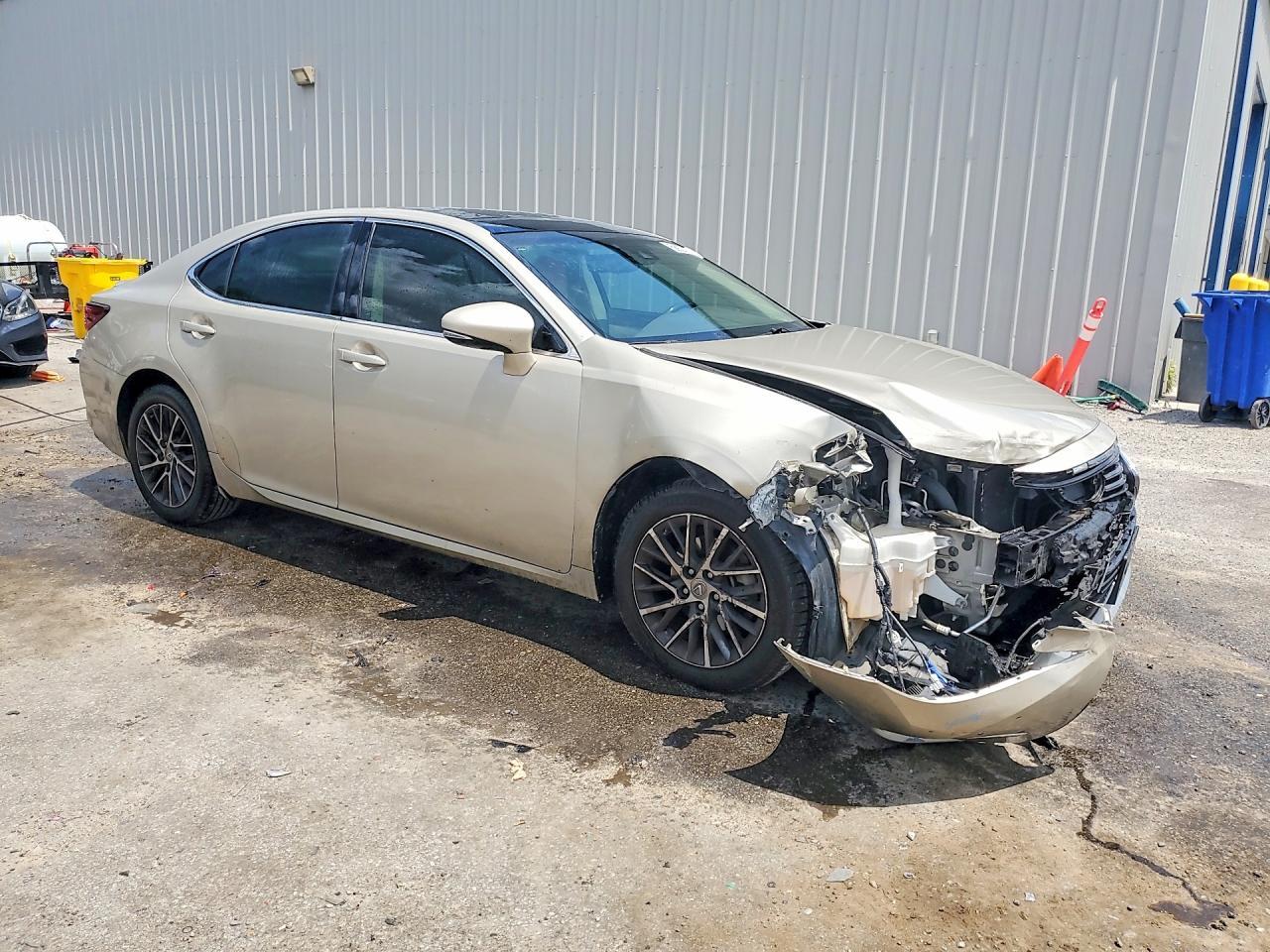 2017 Lexus Es 350 - Image 4
