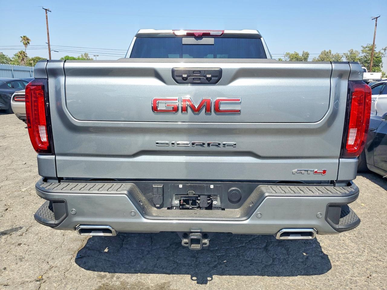 2025 GMC Sierra K1500 At4 - Фото 6