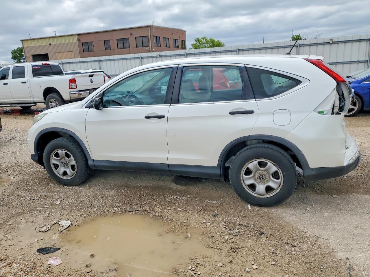 2016 Honda Cr-V Lx - Image 2