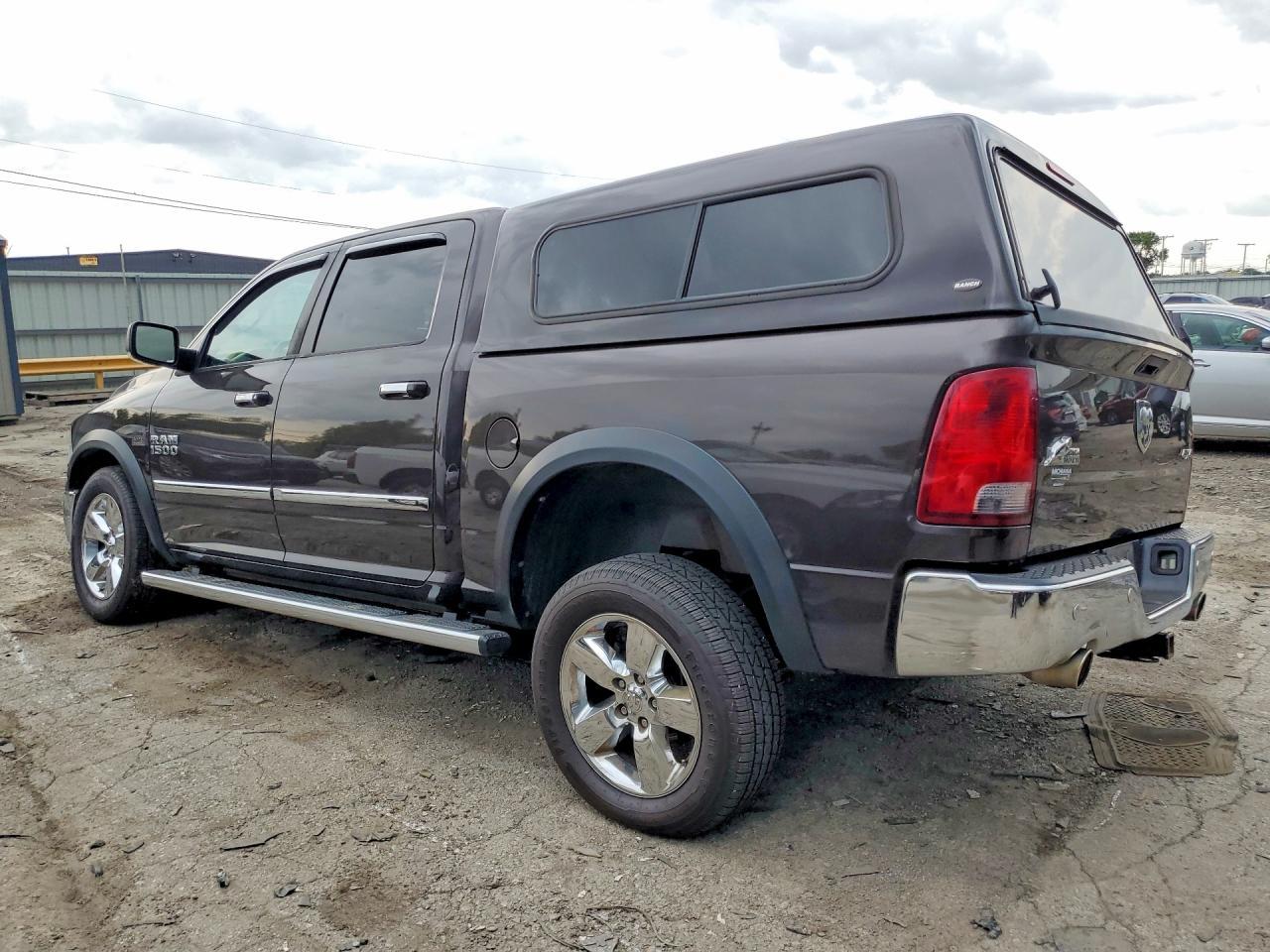 2016 Ram 1500 Slt - Image 2