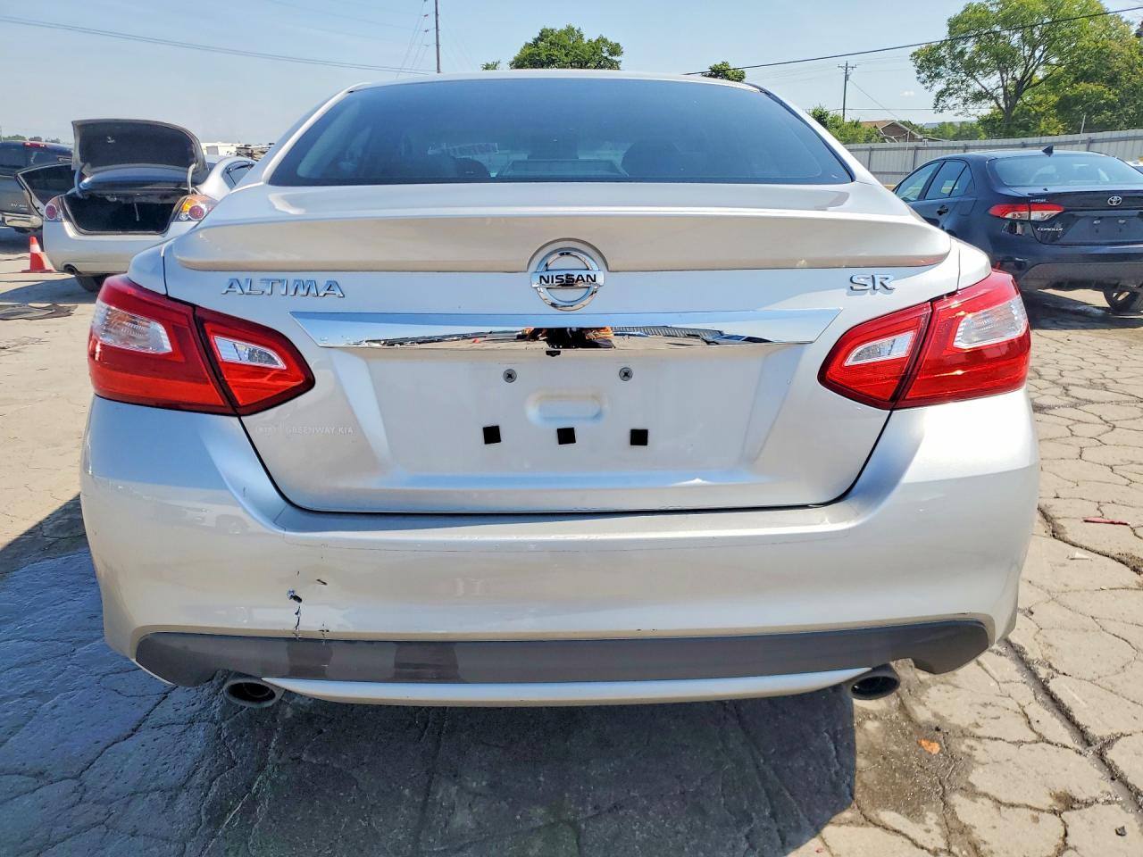 2016 Nissan Altima 2.5 Sr - Image 6