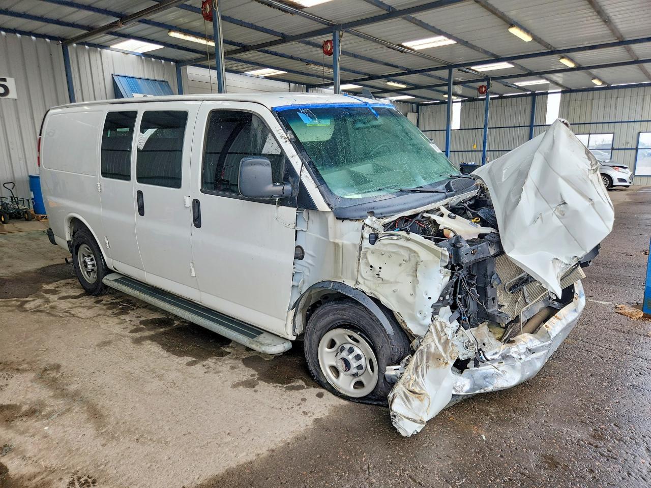 2020 GMC Savana G2500 - Image 4