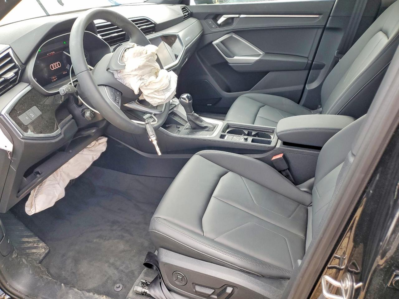 2025 Audi Q3 Premium S Line 45 - Фото 7