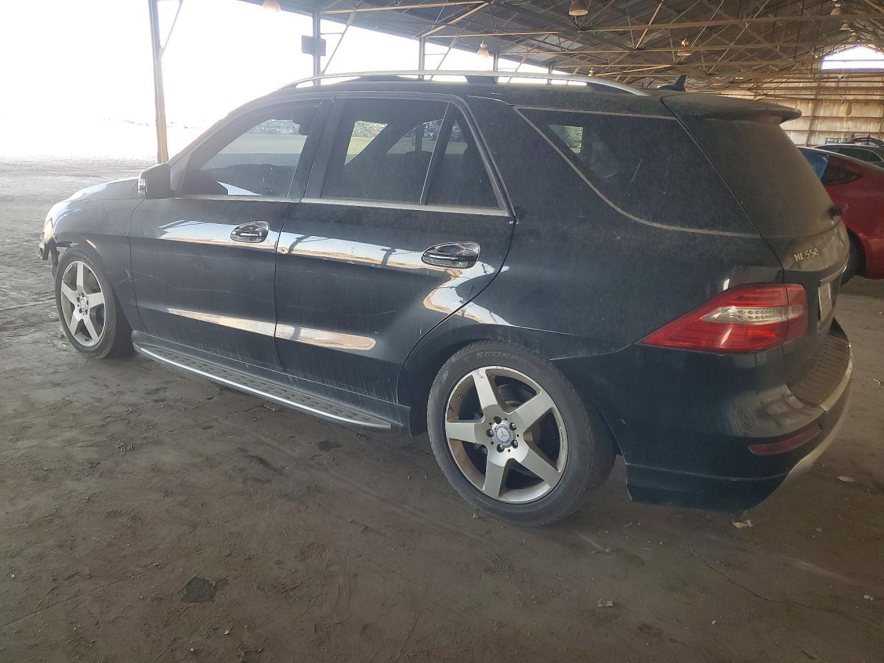2014 Mercedes-Benz Ml 550 4Matic - Image 2