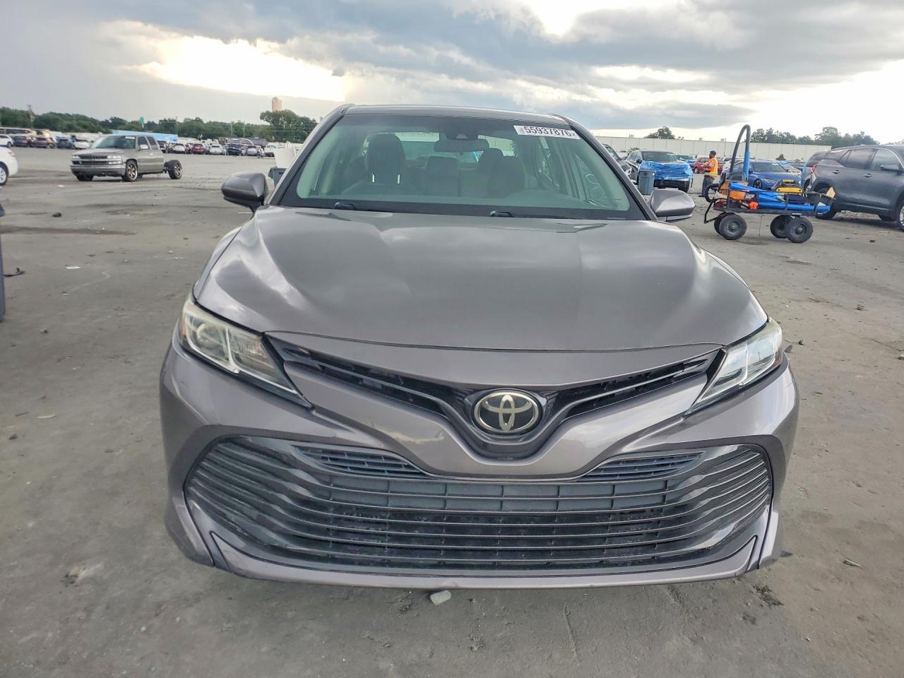 2018 Toyota Camry Le - Image 5
