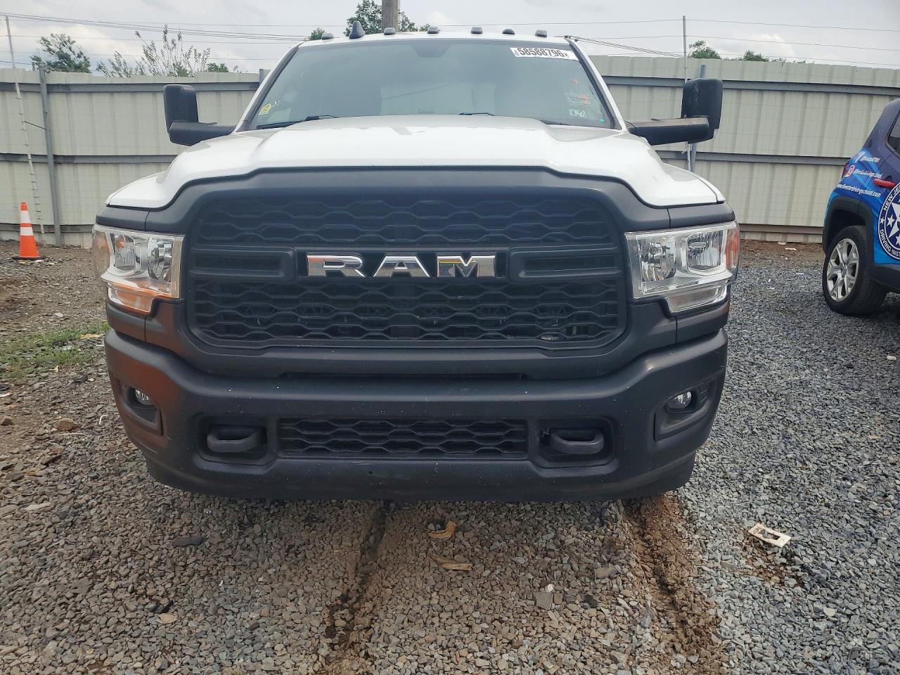 2022 Ram 3500 - Image 5