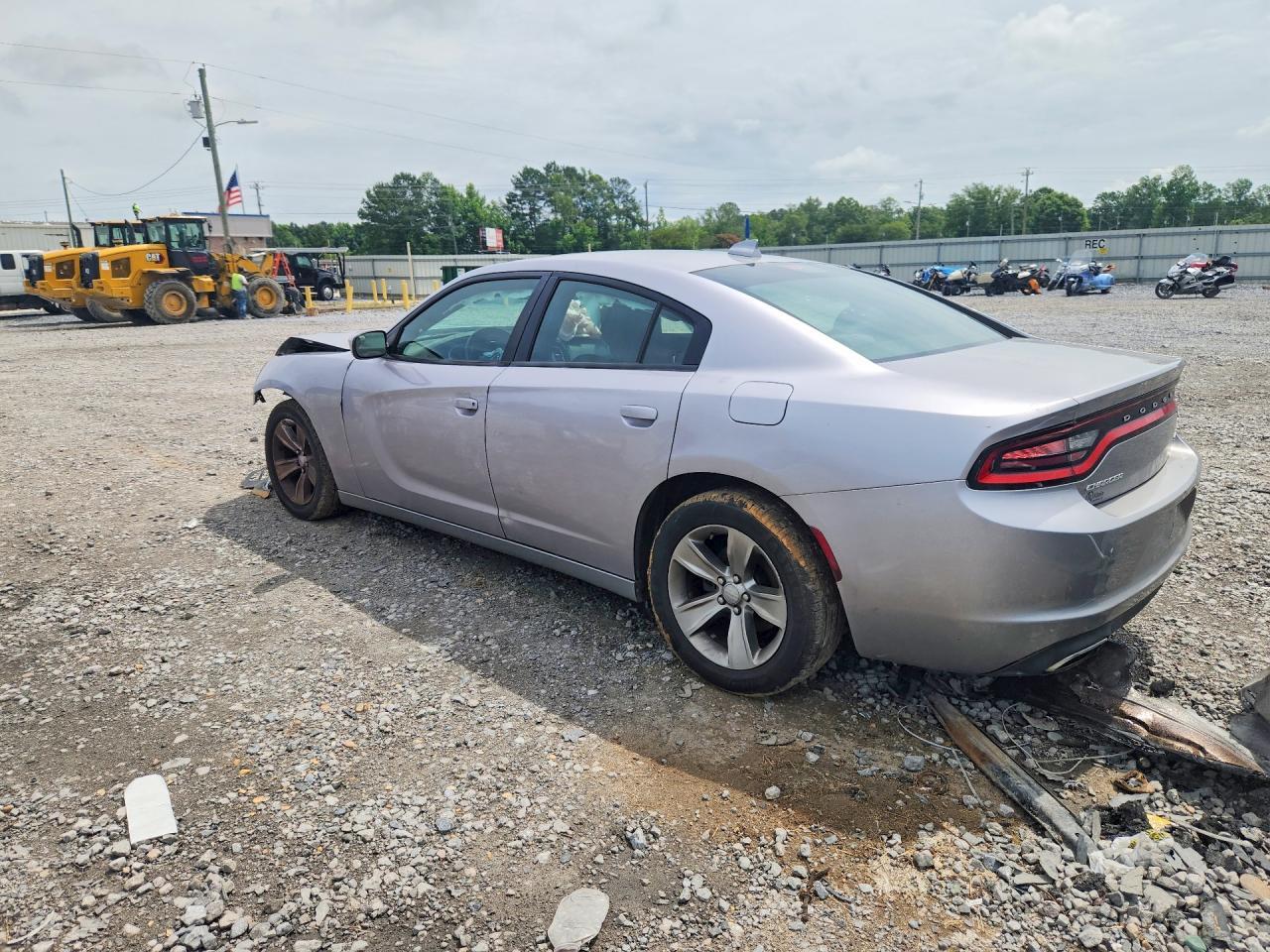 2016 Dodge Charger Sxt - Фото 2