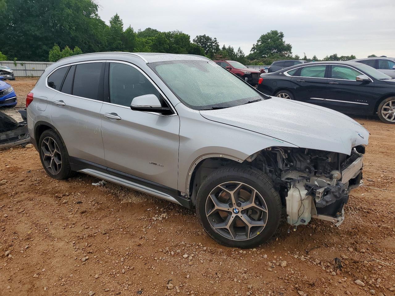 2018 BMW X1 xDrive28I - Фото 4