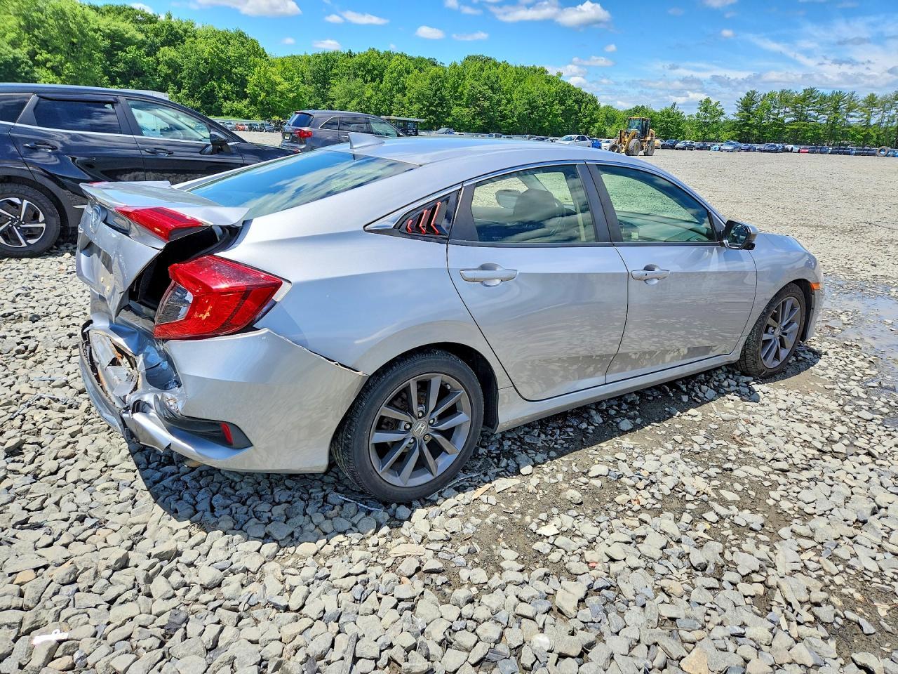 2019 Honda Civic Ex - Image 3