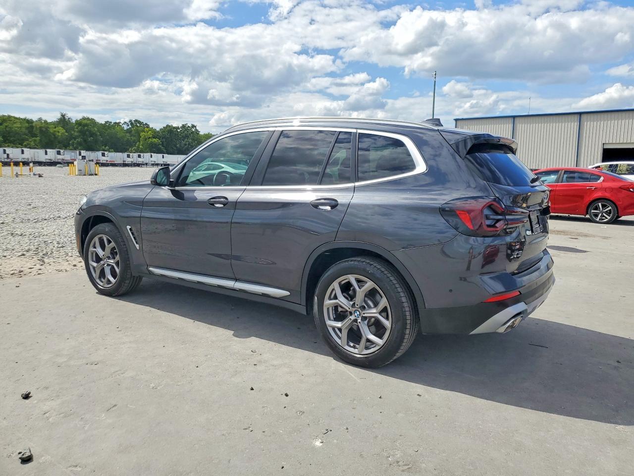 2024 BMW X3 xDrive30I - Image 2