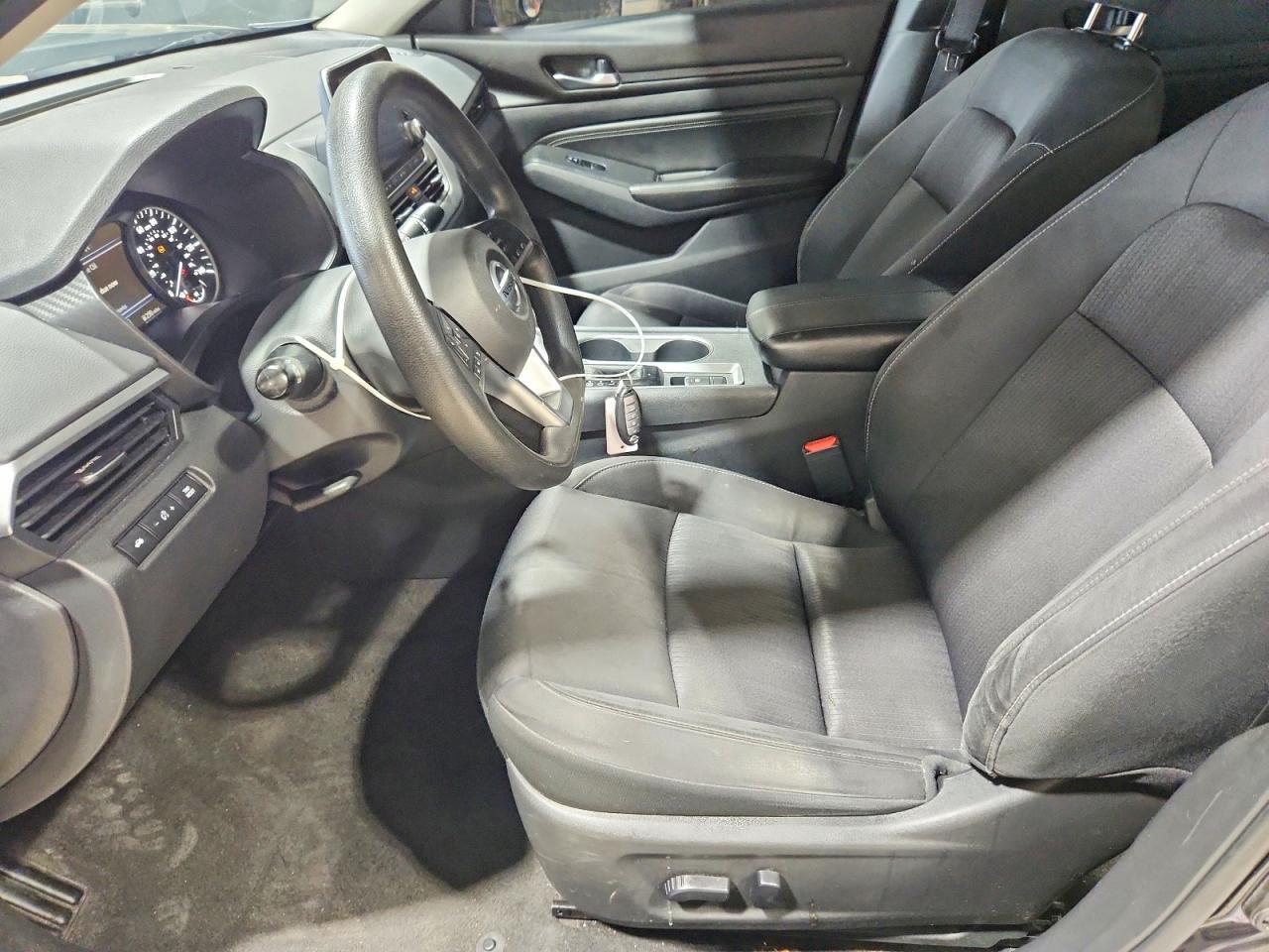 2022 Nissan Altima Sv - Image 7