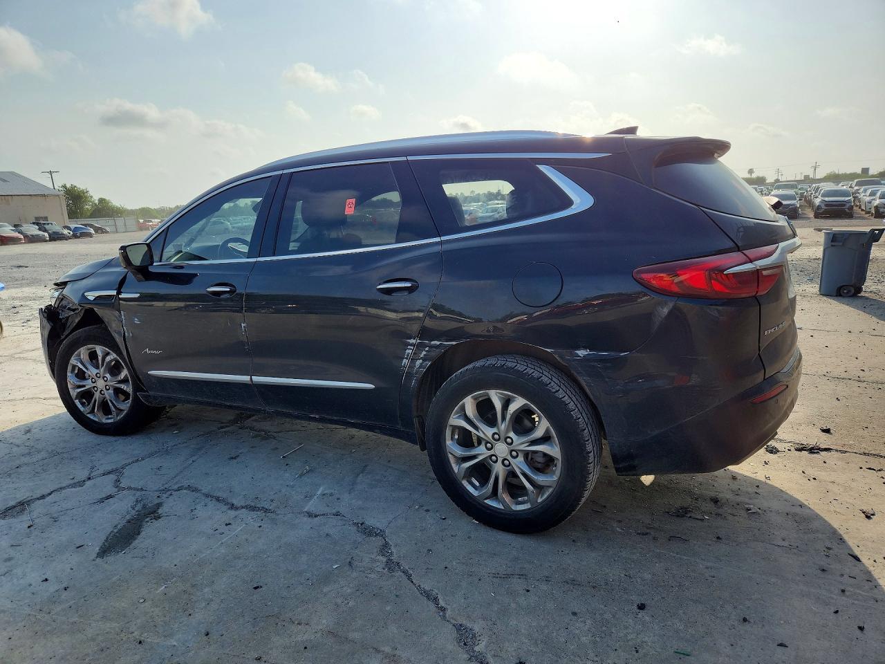 2021 Buick Enclave Avenir - Фото 2