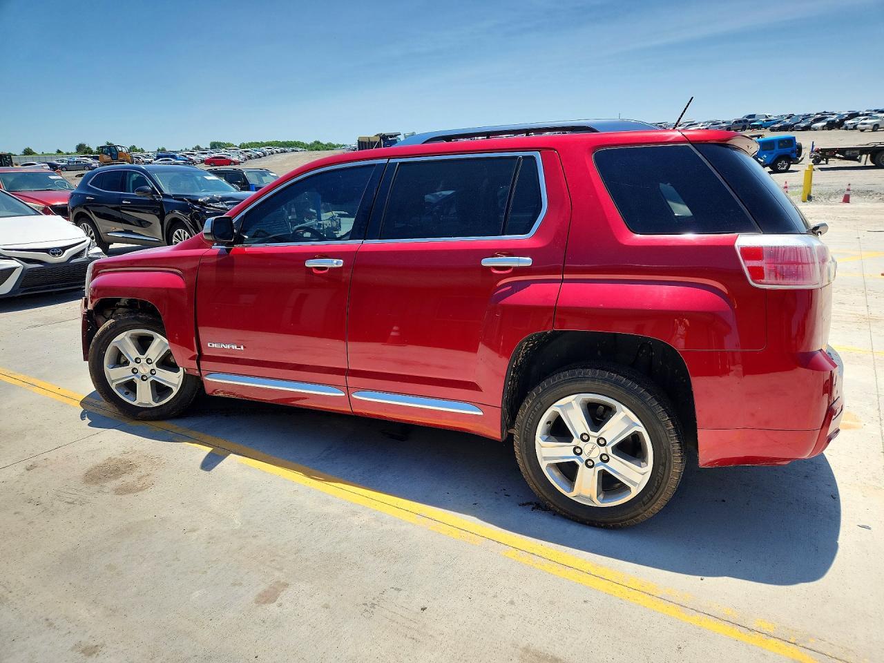2015 GMC Terrain Denali - Image 2