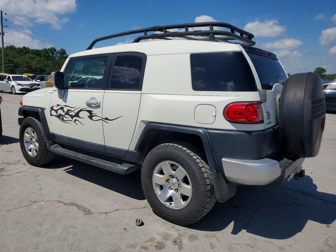 2010 Toyota Fj Cruiser Base - Фото 2