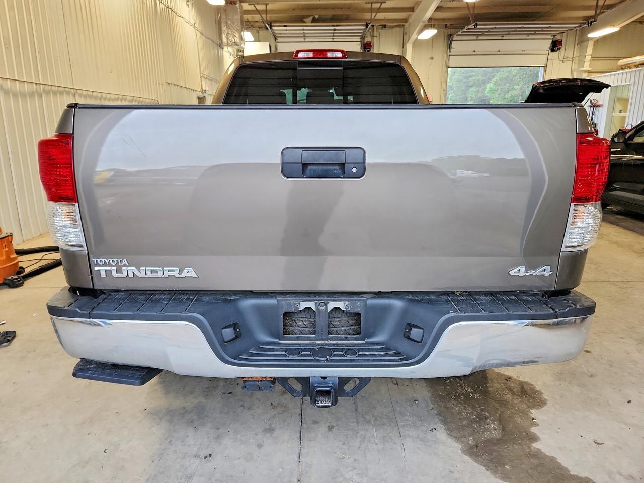 2011 Toyota Tundra Double Cab Sr5 - Фото 6